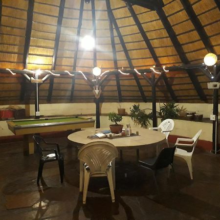 Guesthouse Villa Nina Окаханджа Екстериор снимка