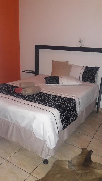 Guesthouse Villa Nina Окаханджа Екстериор снимка