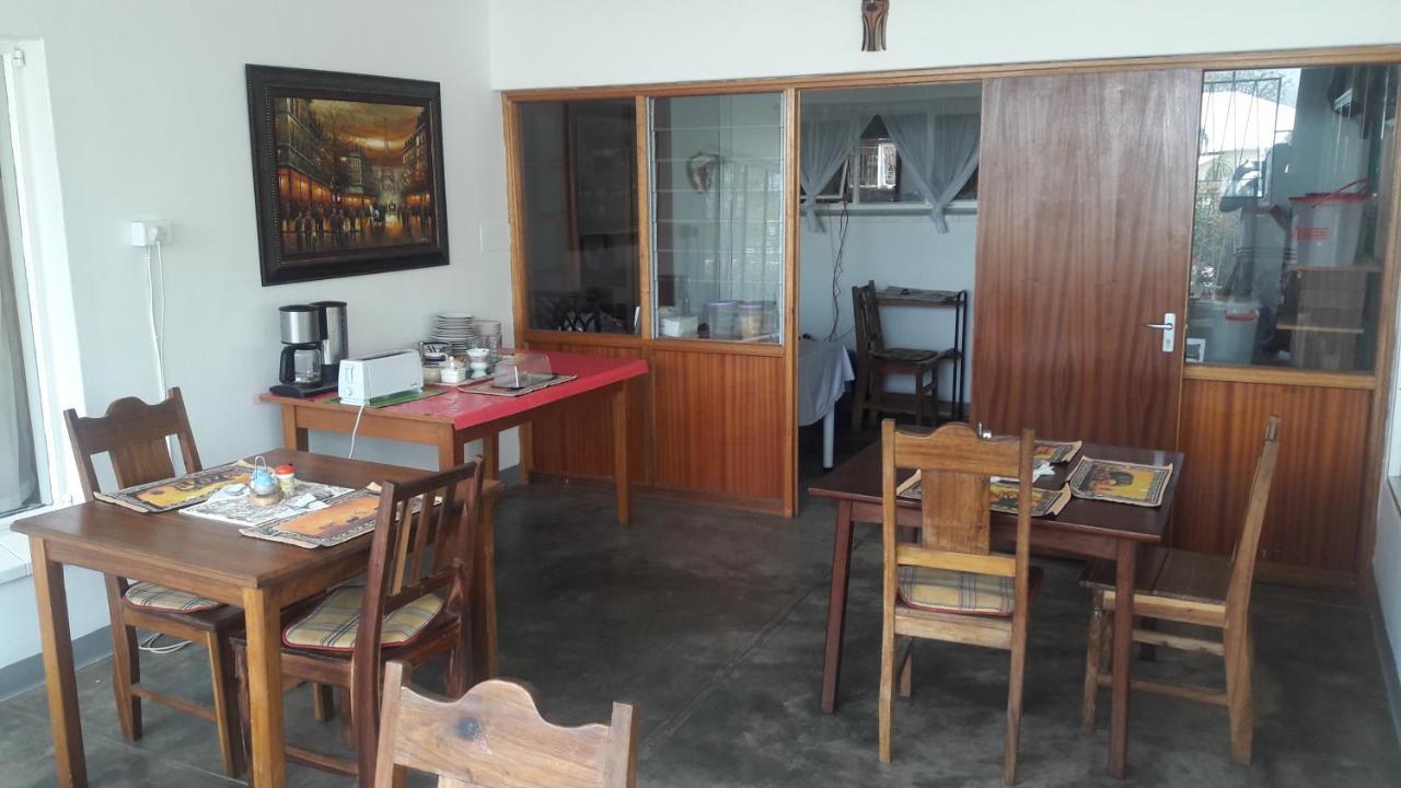 Guesthouse Villa Nina Окаханджа Екстериор снимка