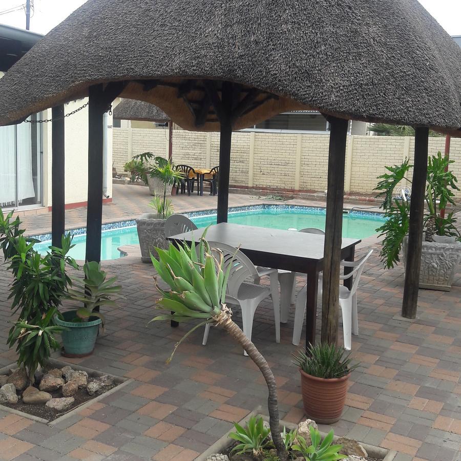 Guesthouse Villa Nina Окаханджа Екстериор снимка