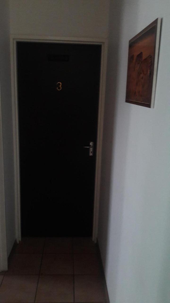 Guesthouse Villa Nina Окаханджа Екстериор снимка